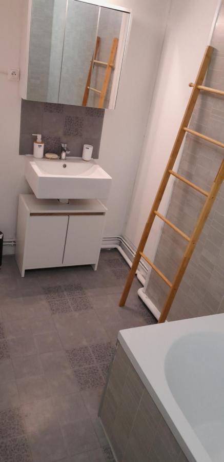 Appartement 2 Ch 40 M2 Au Pied Des Pistes De Ski Enchastrayes ภายนอก รูปภาพ
